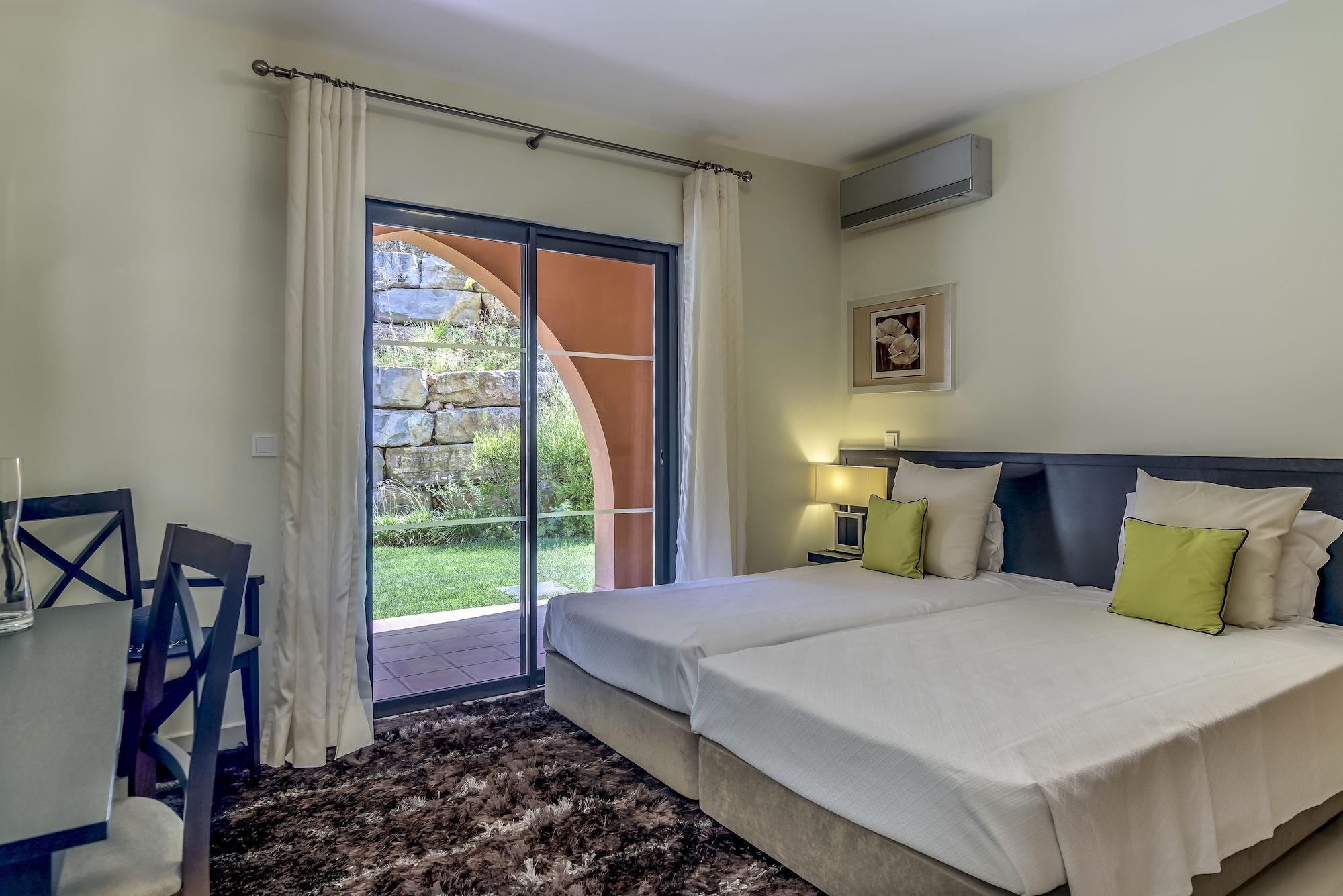 Amendoeira Golf Resort - Apartments And Villas Силвеш Экстерьер фото