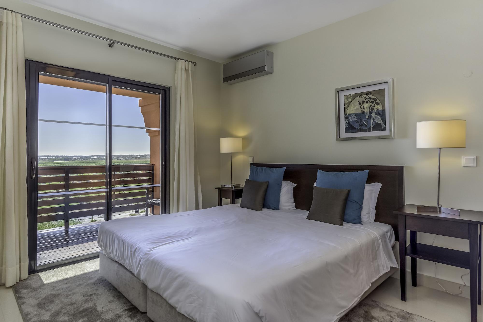Amendoeira Golf Resort - Apartments And Villas Силвеш Экстерьер фото