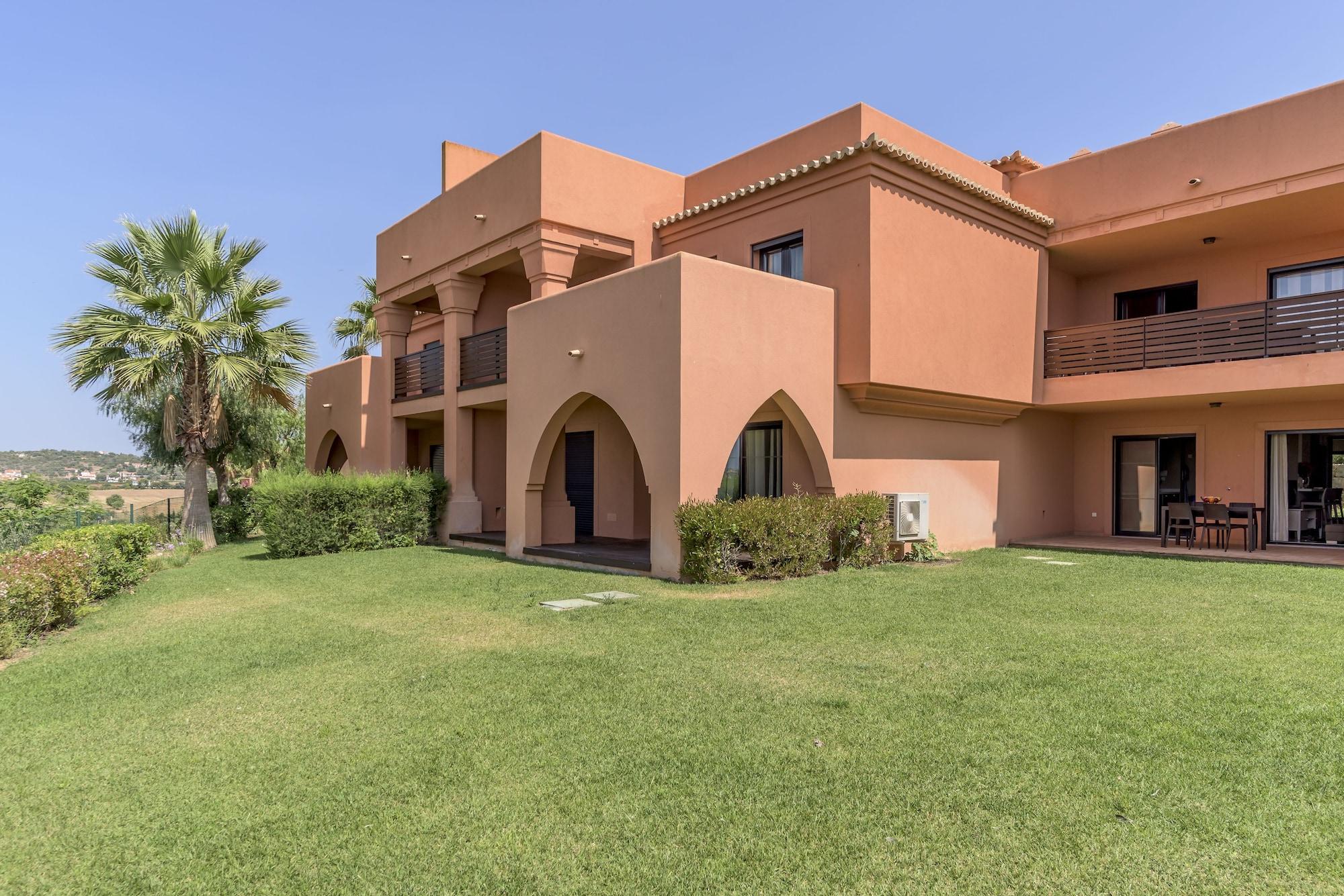 Amendoeira Golf Resort - Apartments And Villas Силвеш Экстерьер фото
