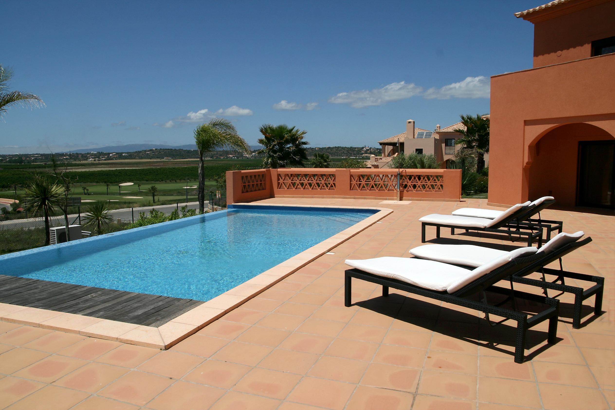 Amendoeira Golf Resort - Apartments And Villas Силвеш Экстерьер фото