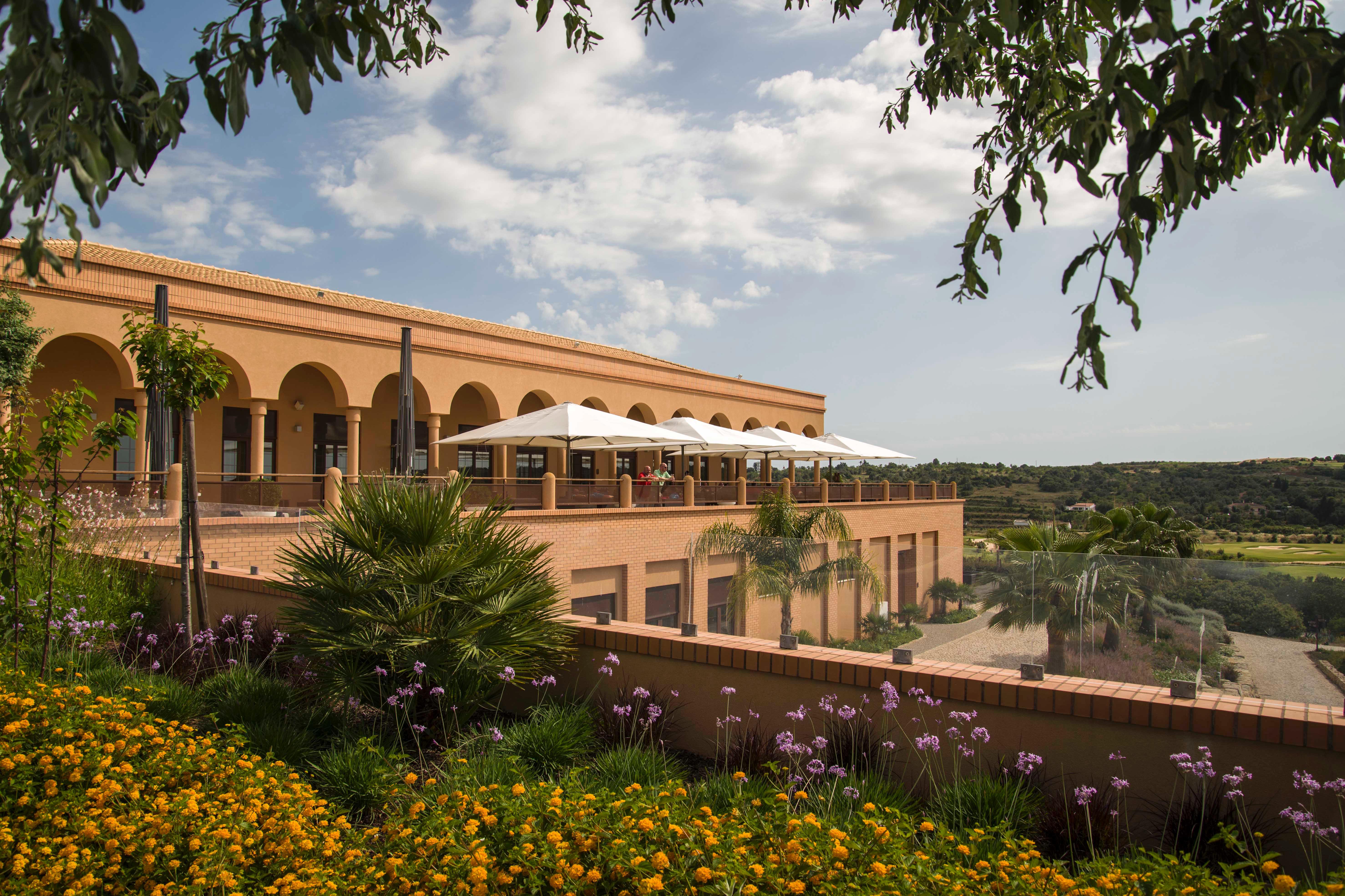 Amendoeira Golf Resort - Apartments And Villas Силвеш Экстерьер фото