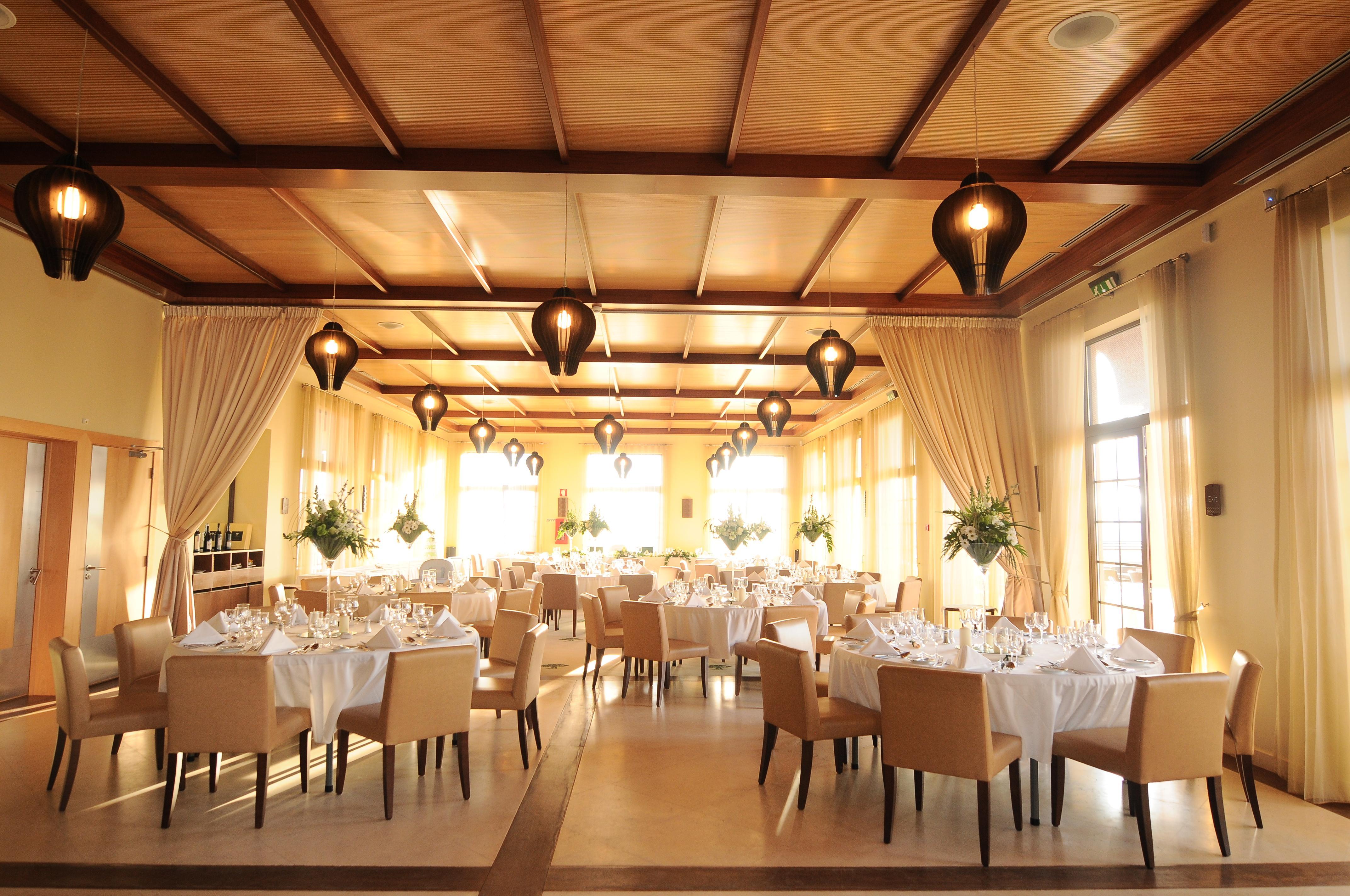 Amendoeira Golf Resort - Apartments And Villas Силвеш Экстерьер фото