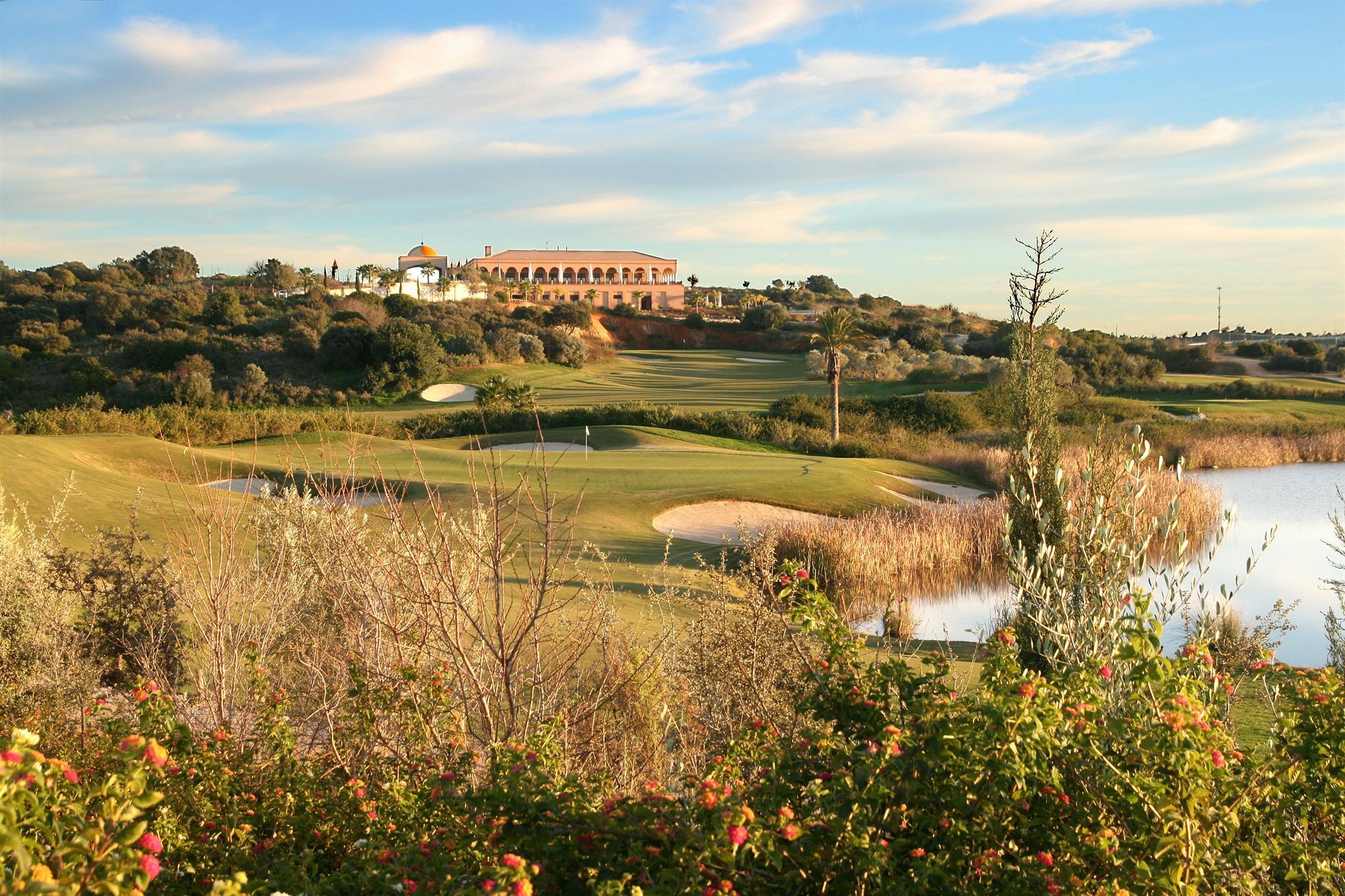 Amendoeira Golf Resort - Apartments And Villas Силвеш Экстерьер фото