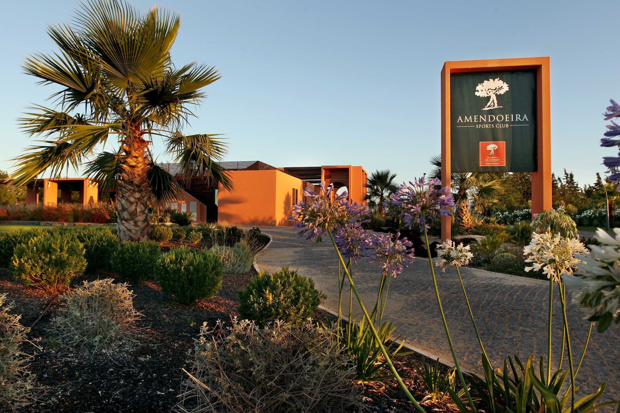 Amendoeira Golf Resort - Apartments And Villas Силвеш Экстерьер фото