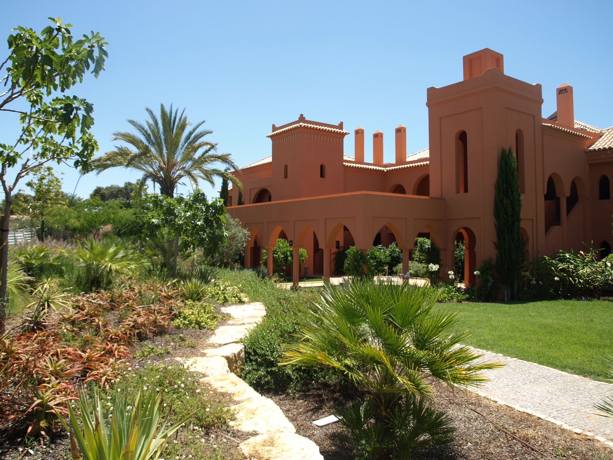 Amendoeira Golf Resort - Apartments And Villas Силвеш Экстерьер фото